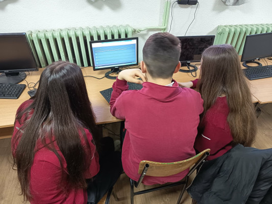 Интерактивен квиз наменет за повторување на втората тема „Енергија“ за осмо одделение